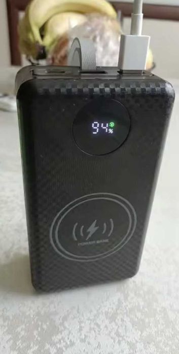 Корпус повербанку 22,5Вт з потужним ліхтарем на 16 акумуляторів 18650