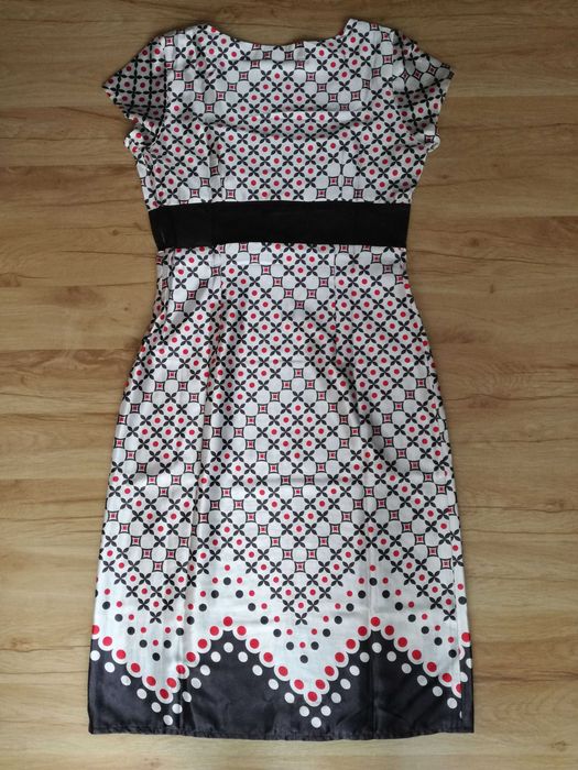 Elegancka letnia sukienka COTTON CLUB 38