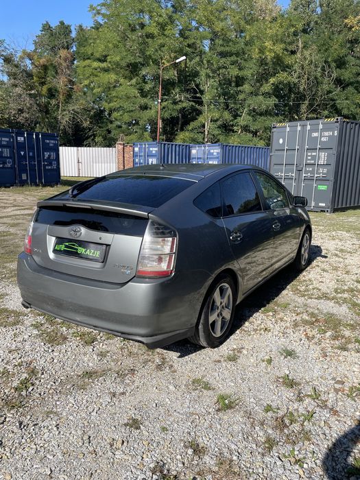 Toyota Prius 1.5b//77 KM//HYBRYDA// AUTOMAT//opłaty