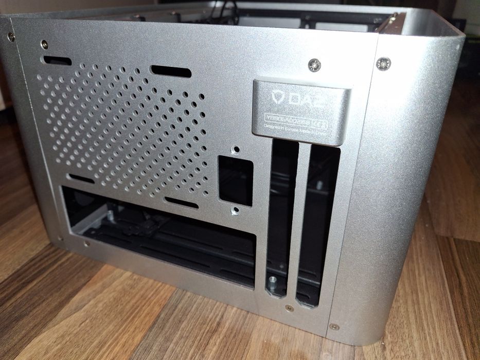 Корпус Streacom DA2