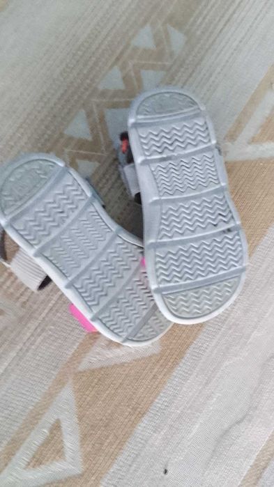 Sandałki TOMS rozmiar 21 (13,1cm)