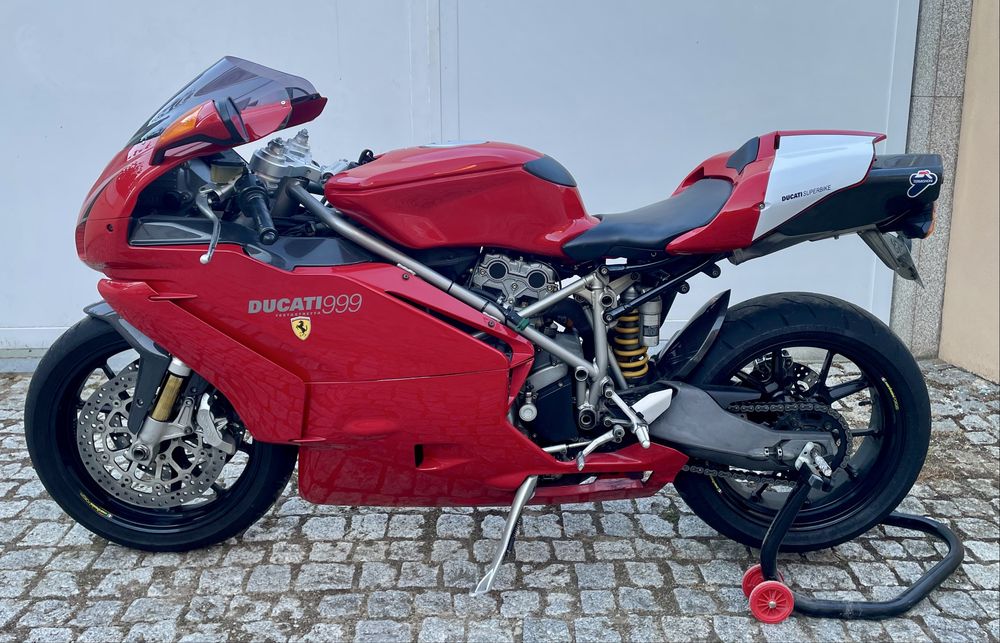 Ducati 999 full carbon