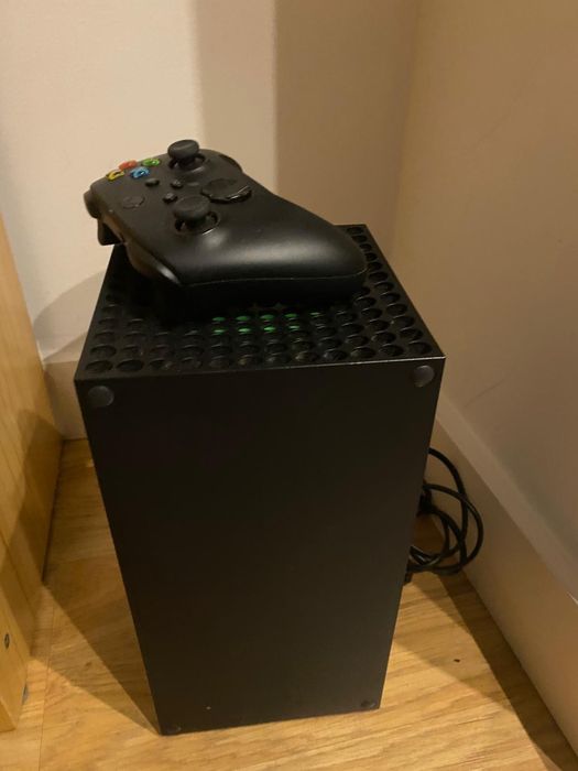 Xbox X praticamente nova