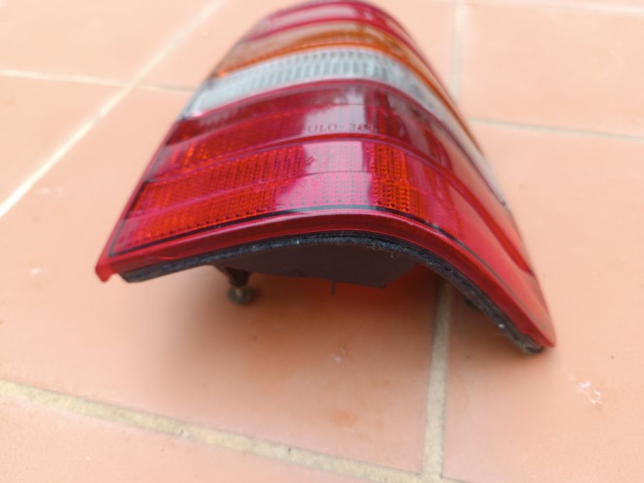 Mercedes s124 farolim direito