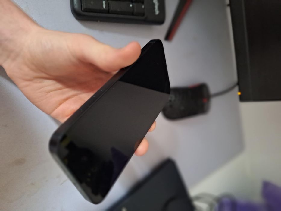 iPhone 13 Midnight 256GB