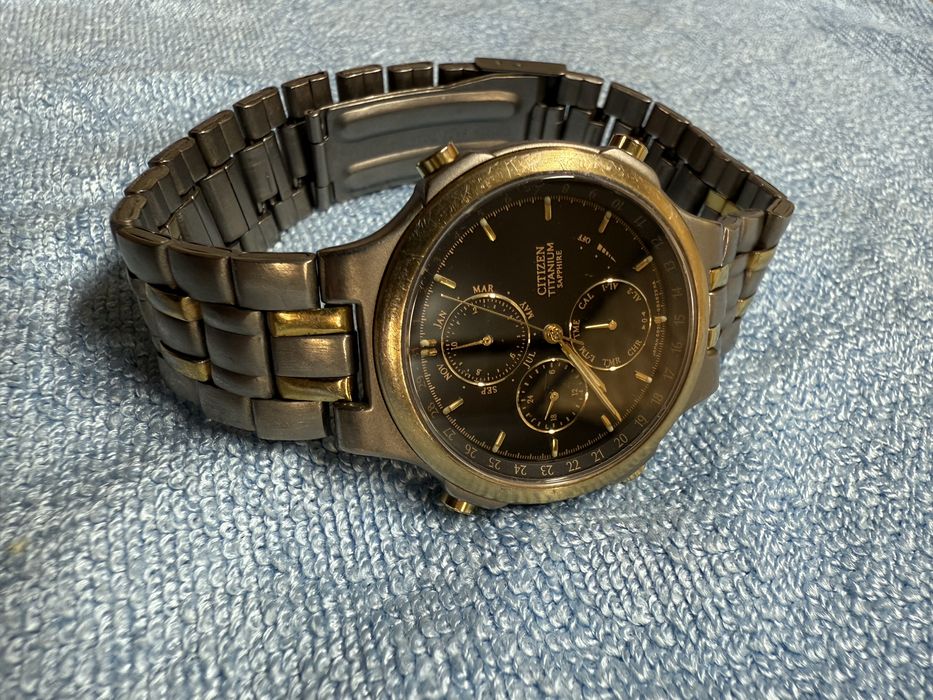 CITIZEN Titanium SAPPHIRE  Chronograph 6850