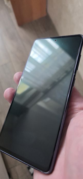 Продам Samsung s20 fe