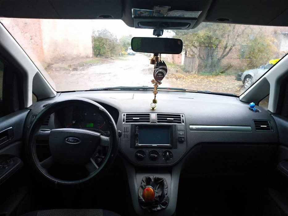 Автомобіль Ford C-Мах