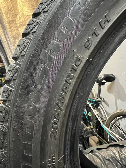 Зимові шини Kapsen SnowShoes AW33 205/55 R16 91 H KAPSEN