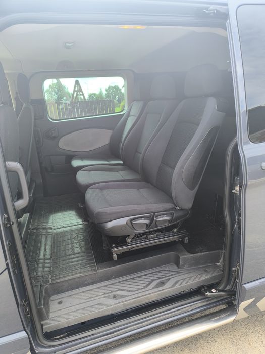 Авто продаж Форд  Кустом
