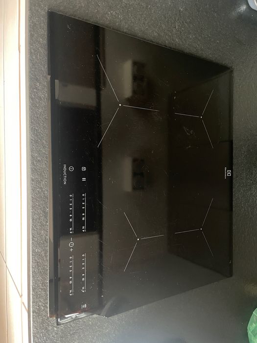 Płyta indukcyjna Electrolux - 5 letnia