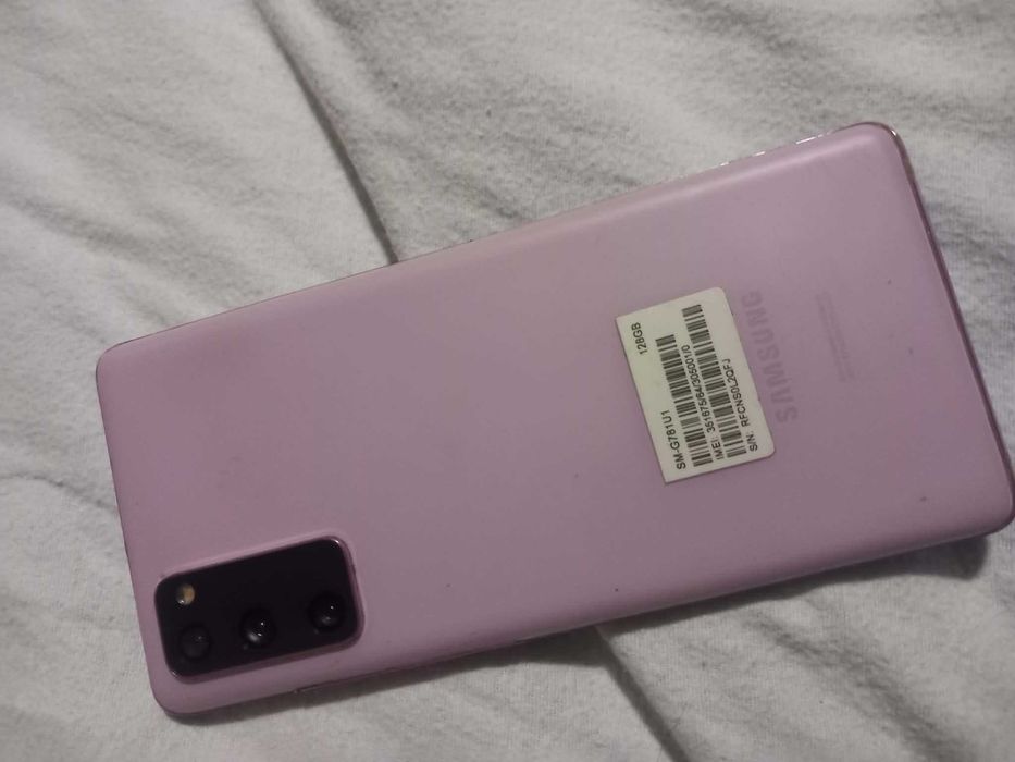 Vendo ou troco telemóvel