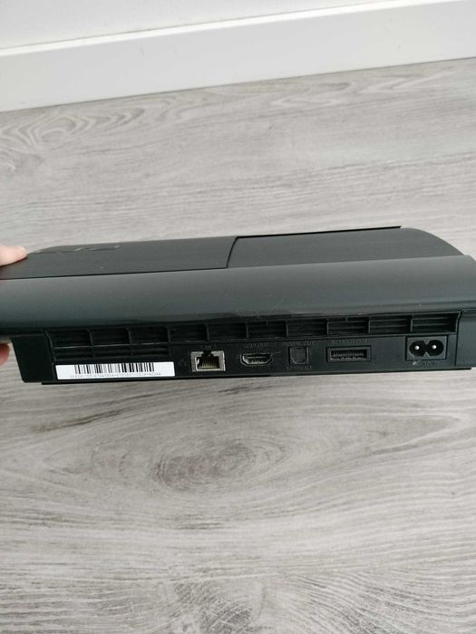 PS3 - Consola  em bom estado