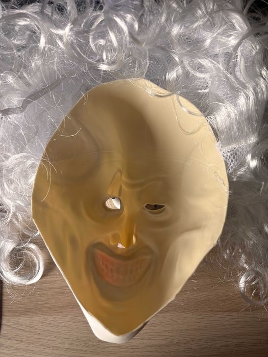 Máscara Terrifier nova