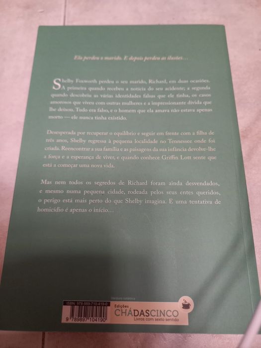 A mentira Nora Roberts