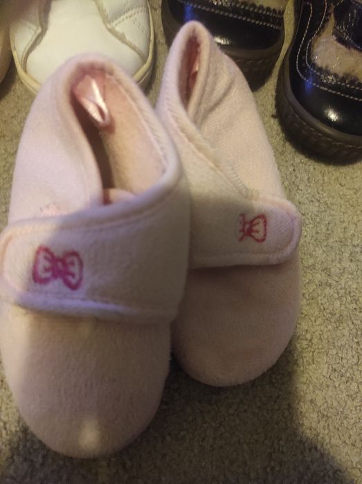 3 pares de sapatos de criança, tamanho 21