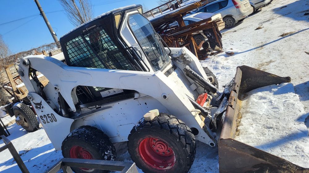 Продам BOB CAT S250