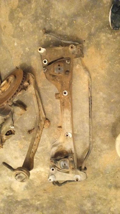 Conjunto dianteiro BMW E30 325IX