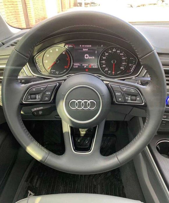Продам Audi A4 2018
