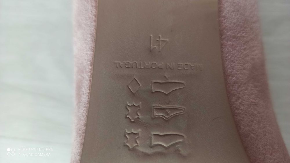 Vendo stiletto rosa claro tamanho 41