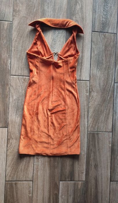 Pomarańczowa sukienka Bershka XS