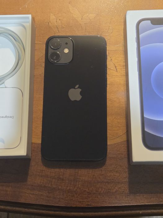 iPhone 12 mini / 97%