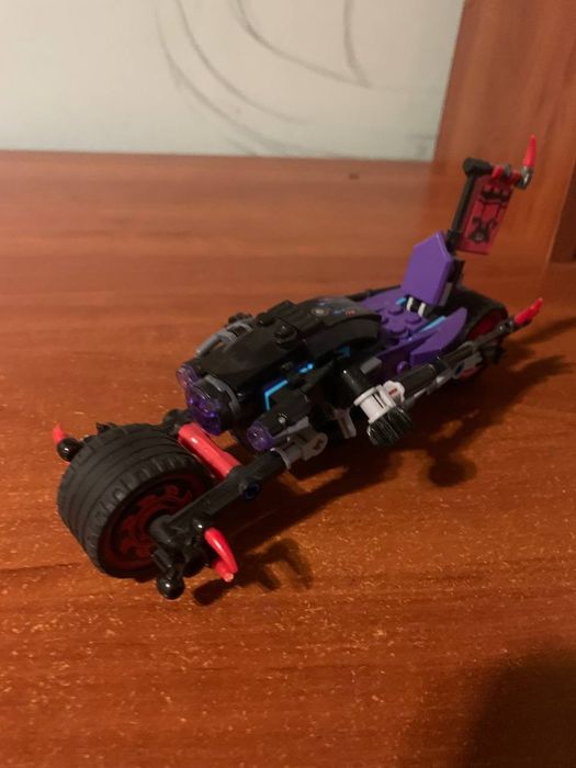 Продам іграшку  лего  мотоцикл.