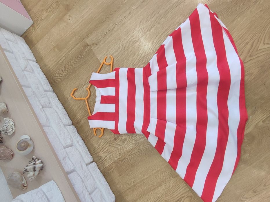 Сукня святкова, плаття