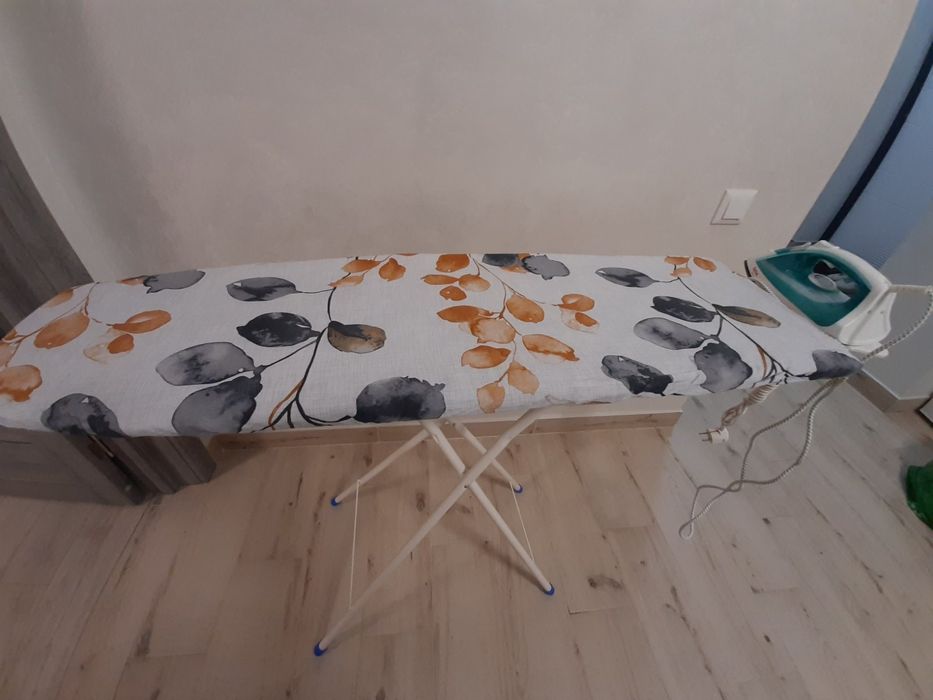 LUX апартаменти в центрі міста з балконом та парковкою