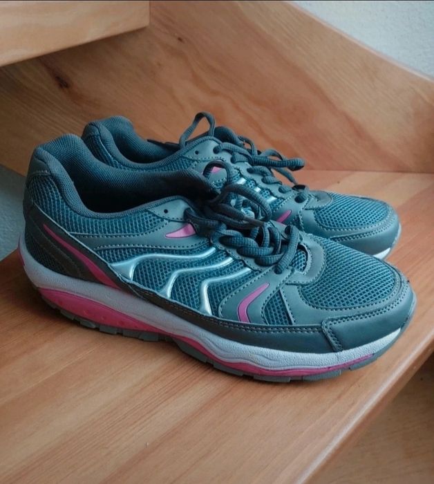 Szare sportowe buty do biegania r.40