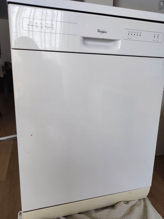 Máquina de lavar louça Whirlpool ADP2300