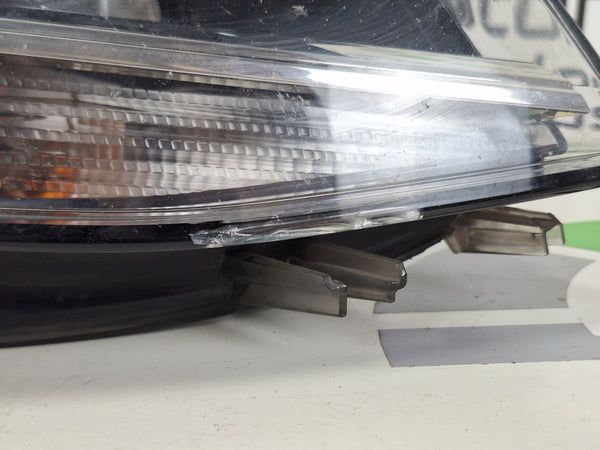 Farol Dianteiro Direito Volkswagen Golf VII