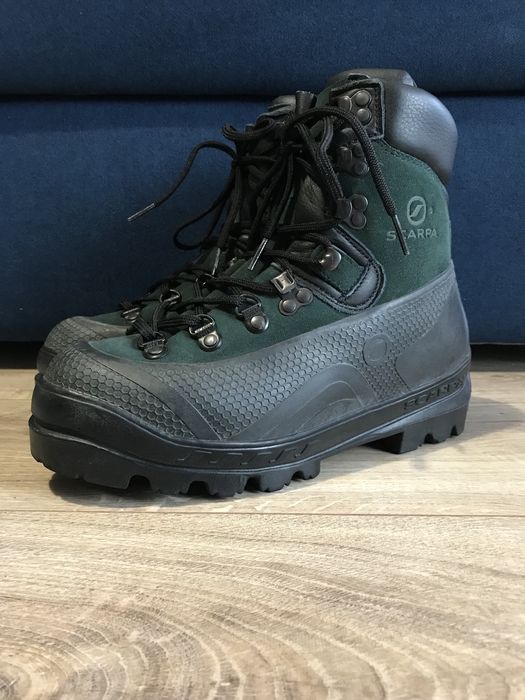 Damskie wysokogórskie buty Scarpa rozm. 38