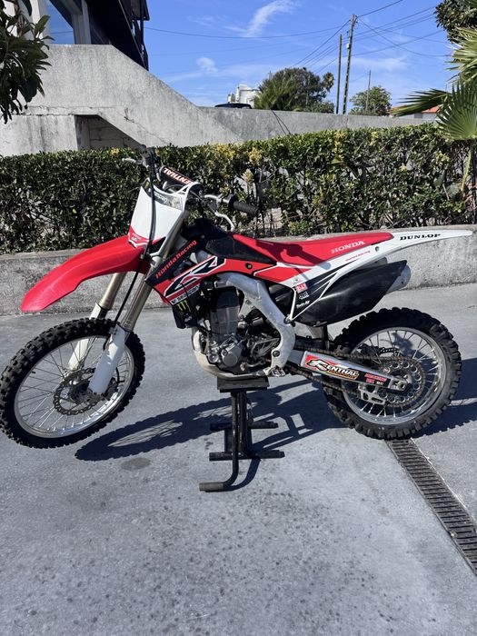 Honda CRF 450 R    2015