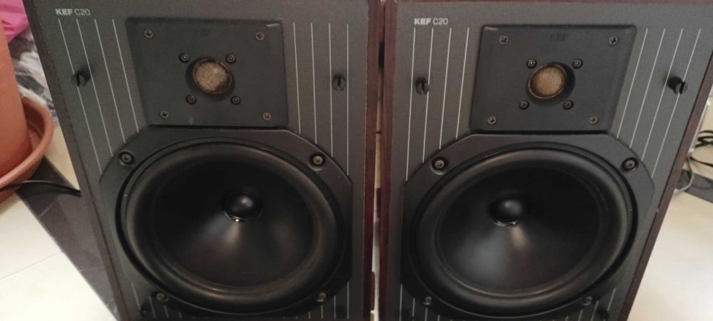 Kolumny KEF-C20