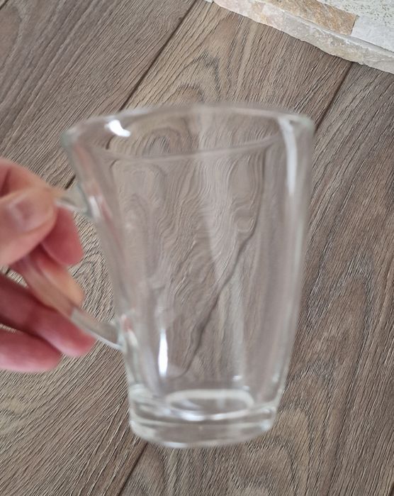Zestaw 5 filiżanek i szklanek