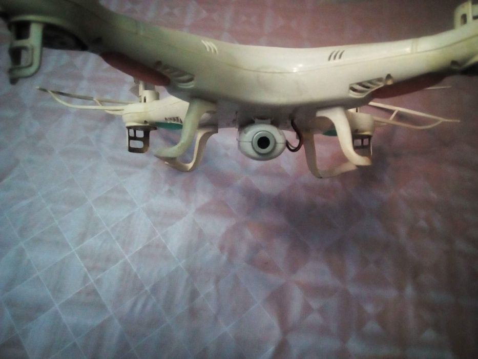Drone SYMA X5C- Cãmara