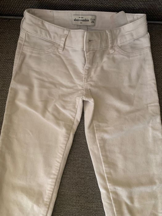 Spodnie Abercrombie   12 lat  Sztruks