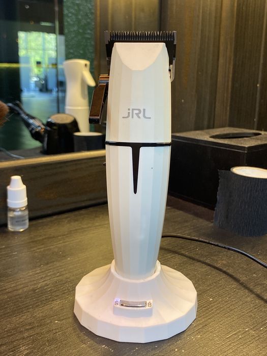 професійна машинка для стрижки JRL onyx