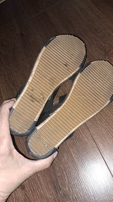 Buty na koturnie lekkie
