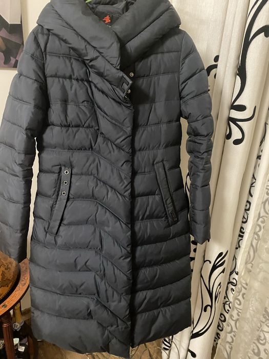 Продам жіночий пуховик