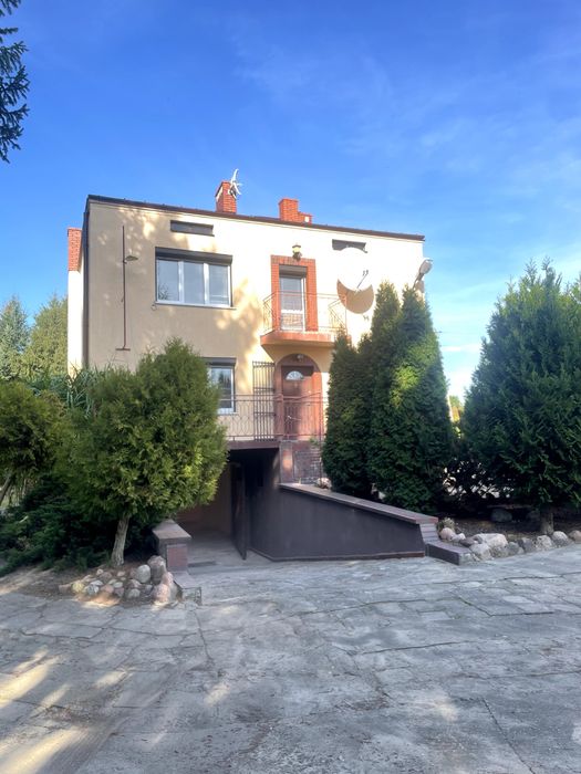 Siedlisko z domem, zabudowaniami i 0,8 ha ziemi - Czerwińsk nad Wisłą (możliwość dokupienia dodatkowej ziemi rolnej 0,97ha) - Widok 2