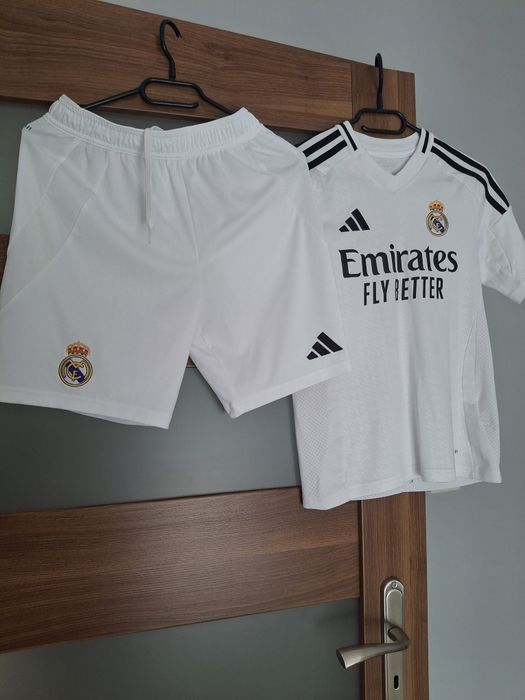 Strój Adidas Realu Madryt  oryginalny
