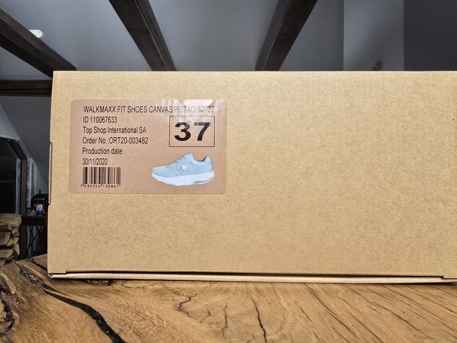 Buty Walkmaxx w rozmiarze 37 wkładka 24cm