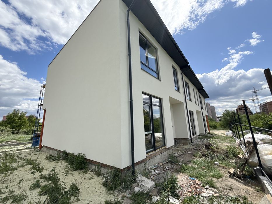 Продаж котеджу 120 м.кв., Винники, в. С. Банаха