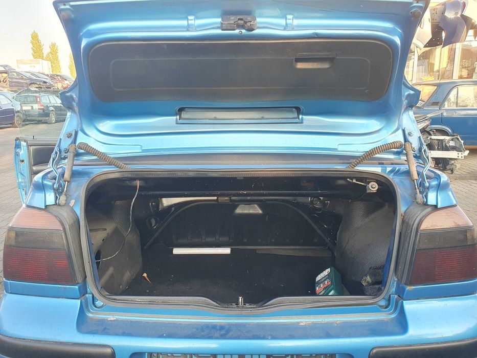 Volkswagen Golf Kabriolet /1998r/ 1.9tdi na części