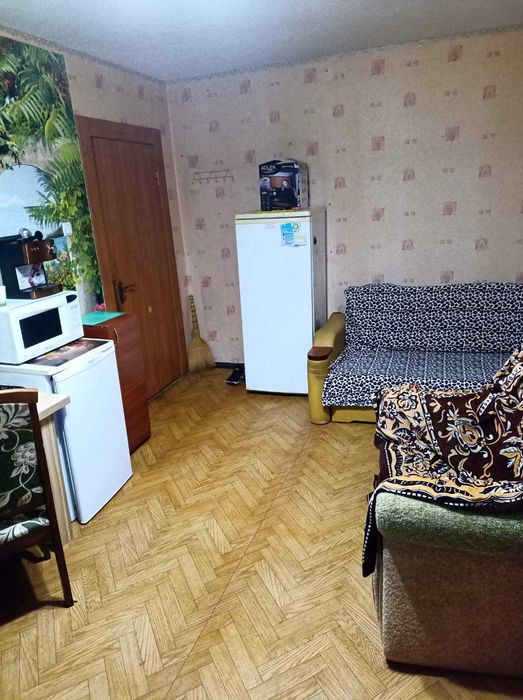 Продается комната в коммуне + 1 сосед Марсельской / Кинотеатр Звездный