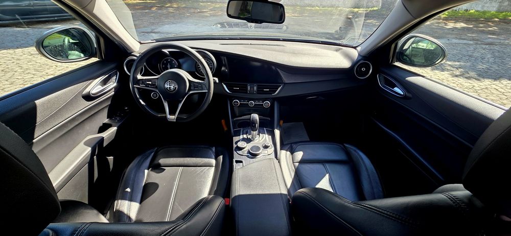 Alfa Romeu Giulia 2.2 Super