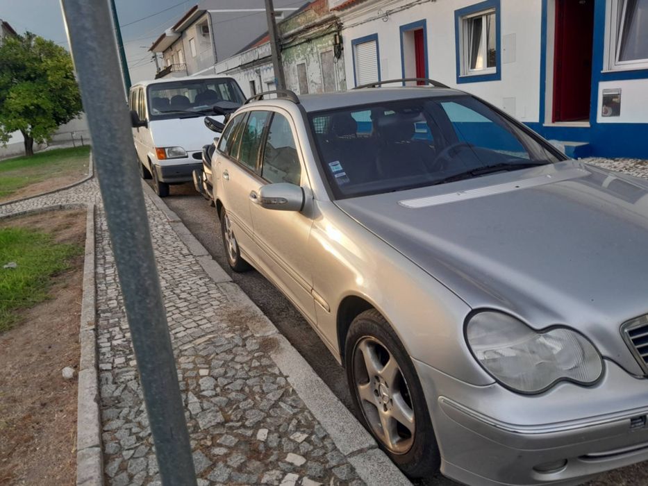 Mercedes 220C anos 2002