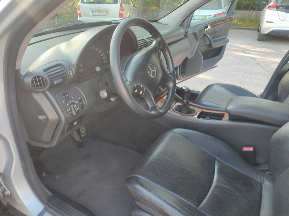 Mercedes-benz C220